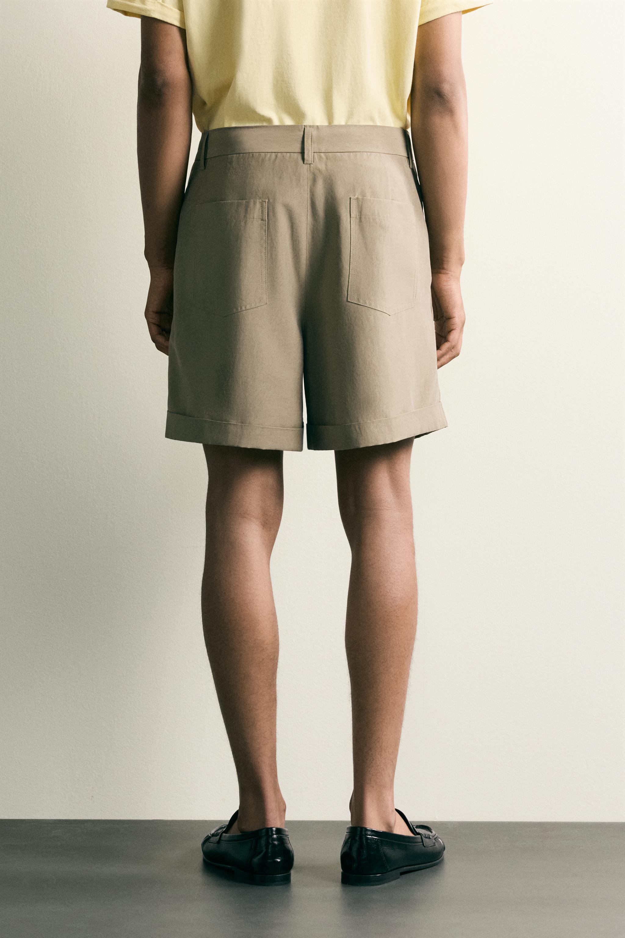 FLUID RELAXED FIT PLEATED SHORTS